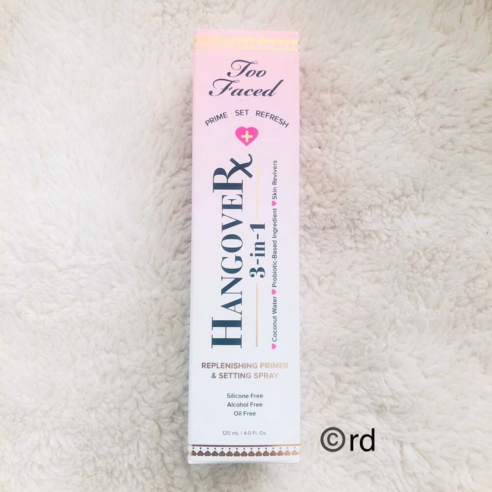 Too Faced Hangover 3 in 1 spray new